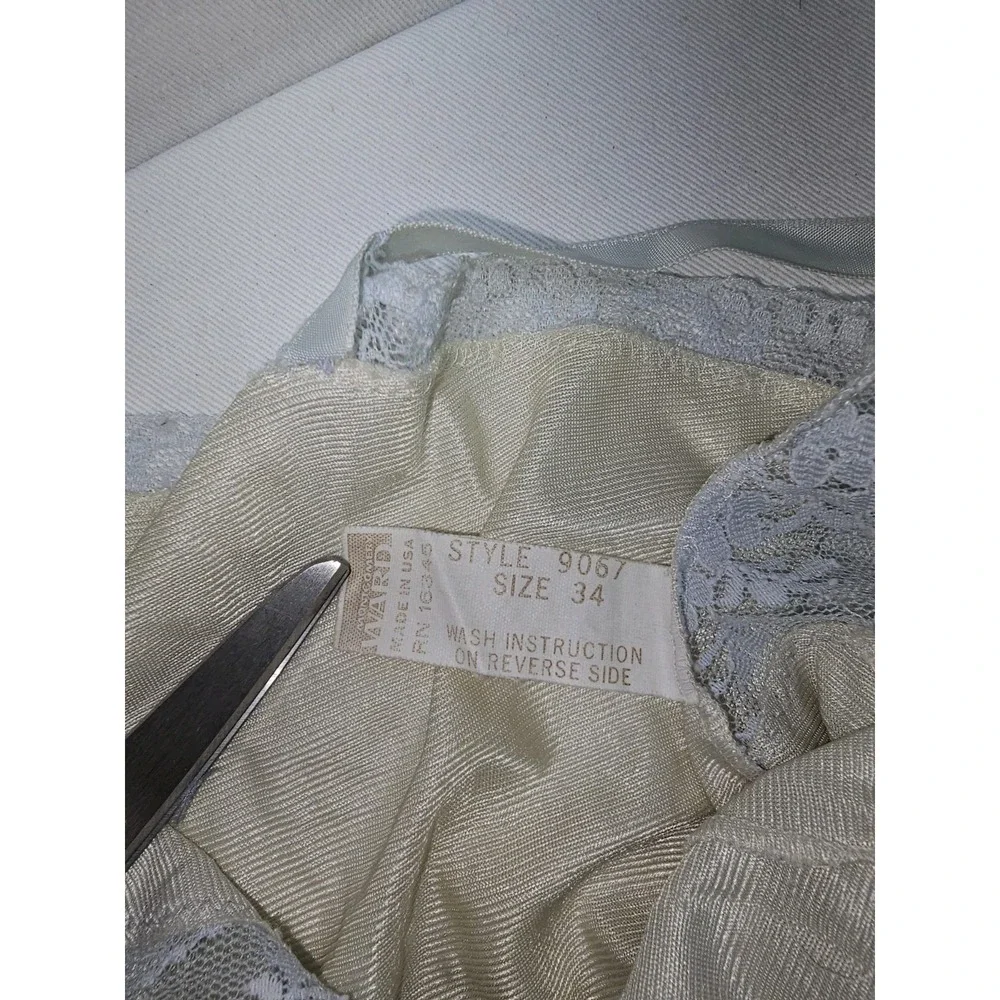 VTG 70s Montgomery Ward Full Slip Dress Size 34 Beige Feminine Romantic Glam